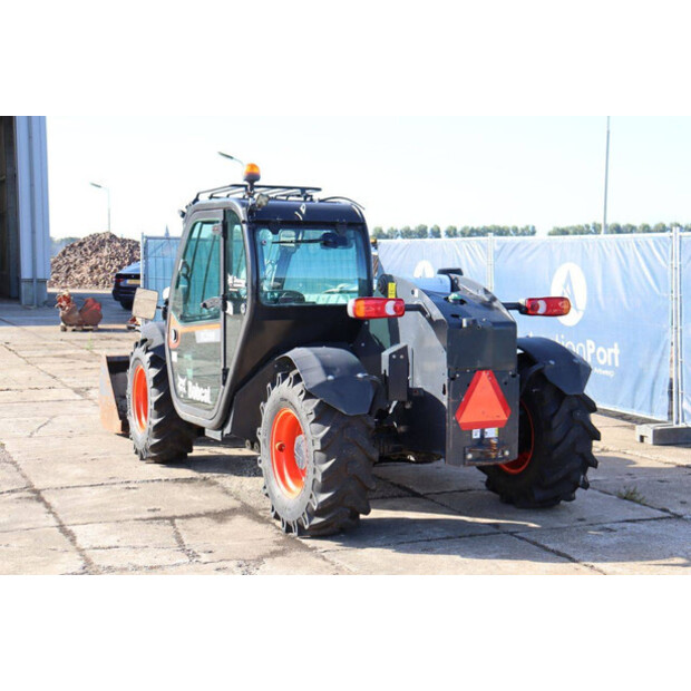 2017 بوبكات TL358D-41948450