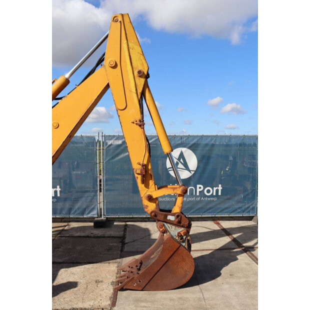 1995 Komatsu WB97R-41948652
