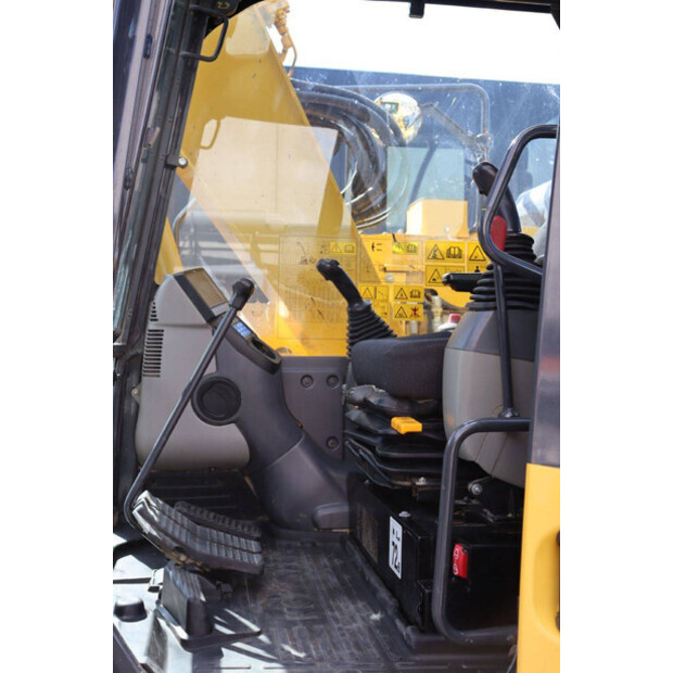 2019 Komatsu PC138US-11-41948723