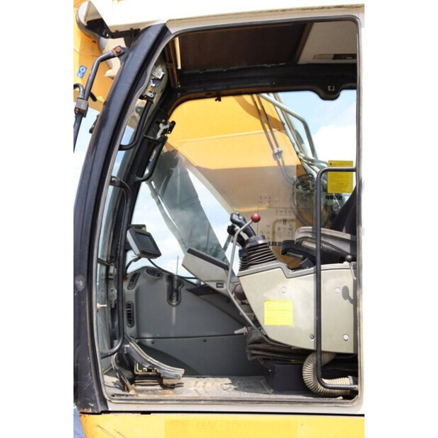 2016 Liebherr R922LC-41949716