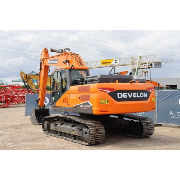 2025 أونبيكند DX225LC-7M-41949844