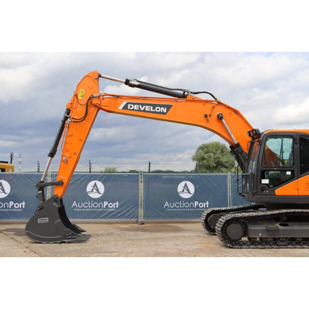2025 أونبيكند DX225LC-7M-41949852