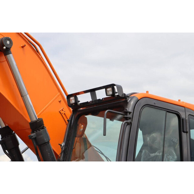 2025 أونبيكند DX225LC-7M-41949854