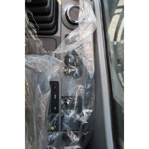 2025 أونبيكند DX225LC-7M-41949889