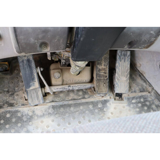 2013 Volvo L180G-41950012