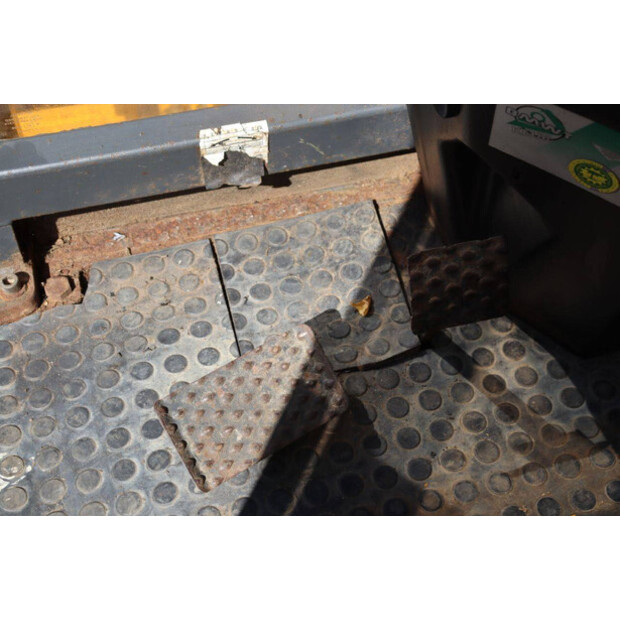 1996 Ahlmann AZ6-41950250