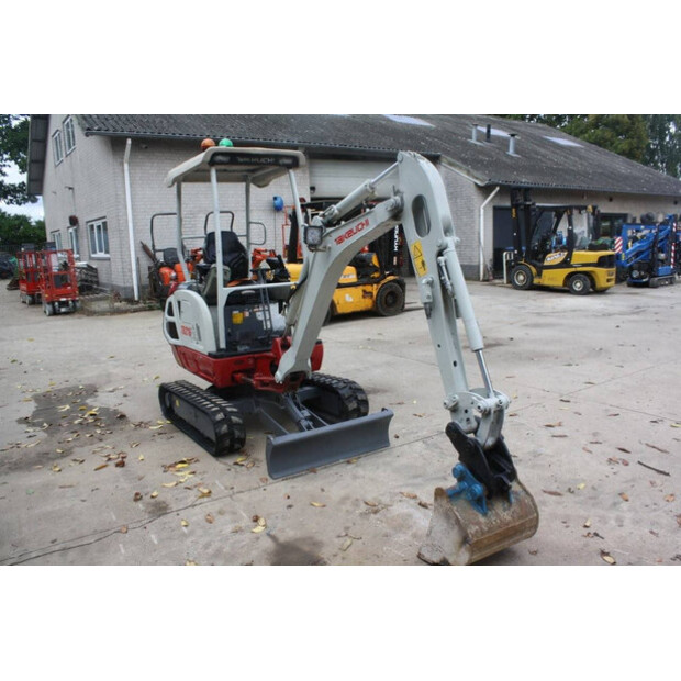 2018 TAKEUCHI TB216-41951120