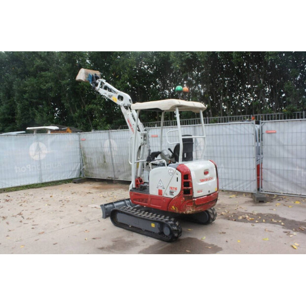 2018 TAKEUCHI TB216-41951131