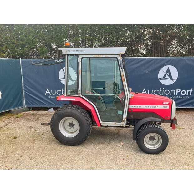 2010 Massey Ferguson 1230-41951154
