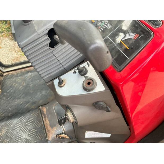 2010 Massey Ferguson 1230-41951173