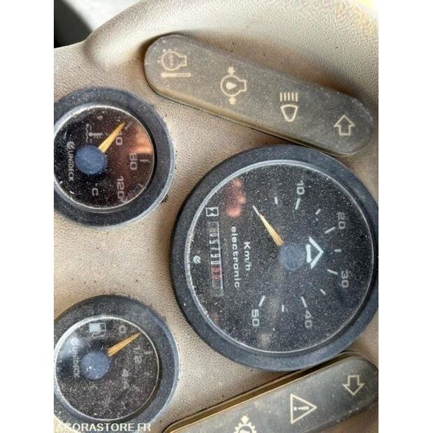 2000 FURUKAWA 335-41965496