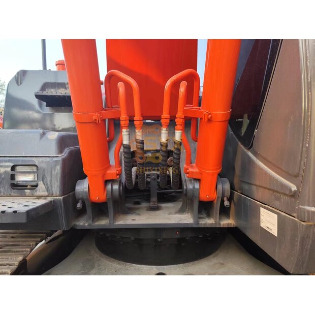 2024 Hitachi ZX200-41965682
