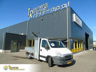 2013-iveco-daily-35s15-cover-image 2013-iveco-daily-35s15-cover-image