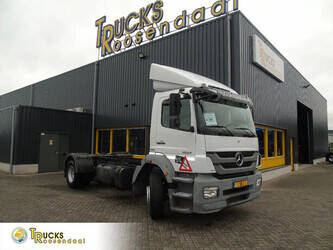 Image for Chassis Trucks 2012 Mercedes-Benz Axor 1824