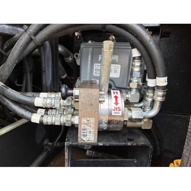 2021 KATO HD823MR-7-41969047