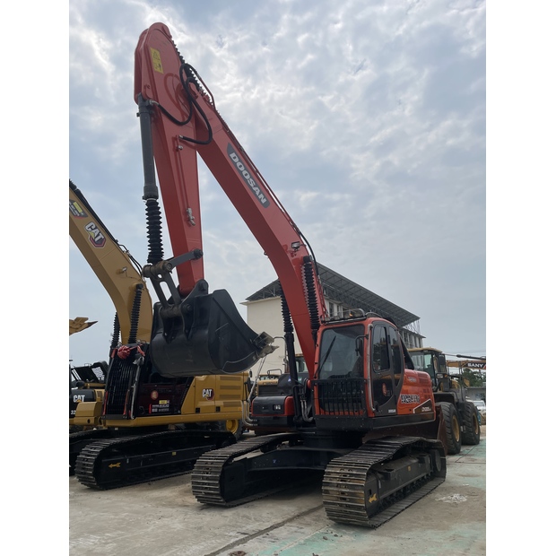 2023 Doosan DX225LCA-41969182