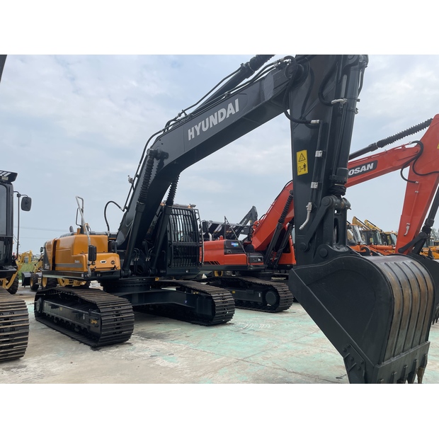 2023 Hyundai R305LC-9T-41969262