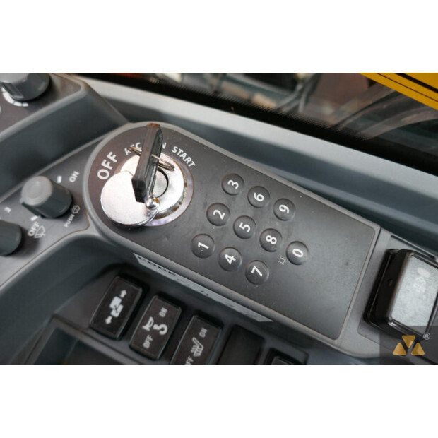2022 Hitachi ZX210LC -7-41969730
