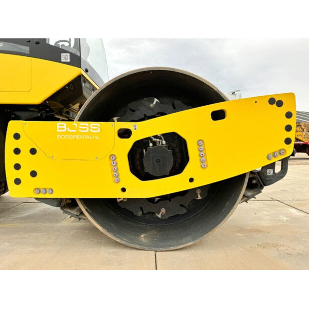2023 بوماج BW213D-5-41970503