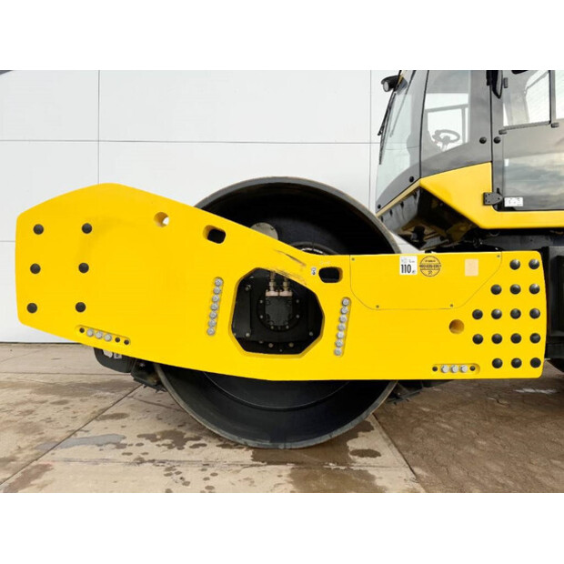 2025 BOMAG BW226D-5CL-41970647