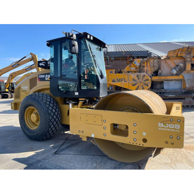 2021 Caterpillar CS66B-41970754