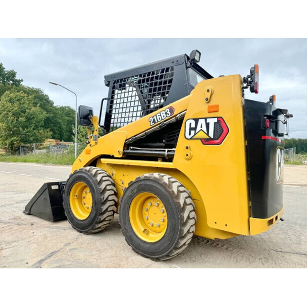 2025 Caterpillar 216B3-41971040