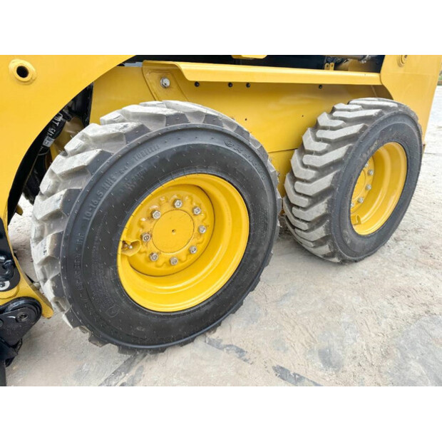 2025 Caterpillar 216B3-41971050