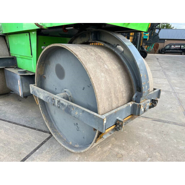 1992 HAMM HW90/12-41971348