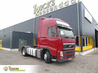 Image for Semi Trucks 2011 Volvo FM 420