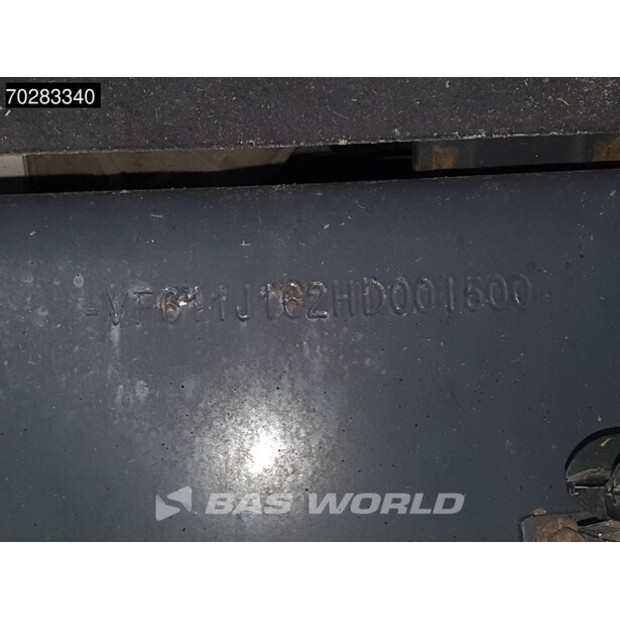 2016 رينو T380-41975246