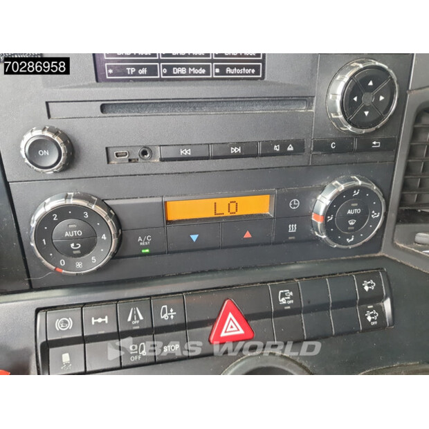 2017 Mercedes-Benz Antos 1827-41976923