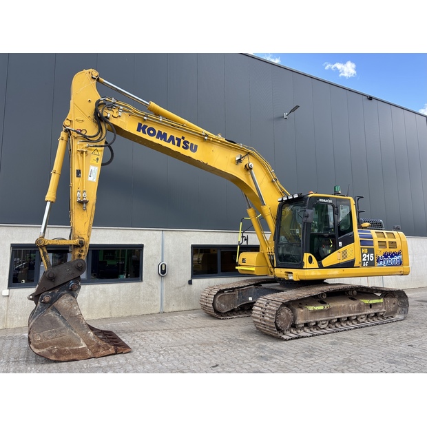 2021 Komatsu HB215LC-3-41985059