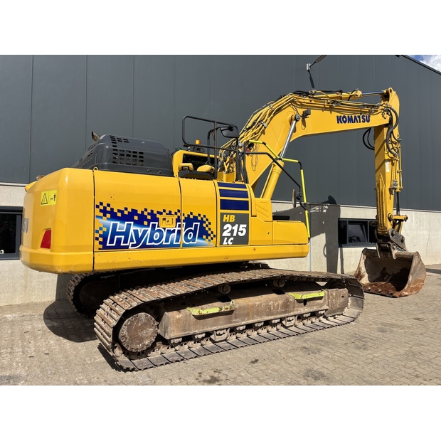 2021 Komatsu HB215LC-3-41985074