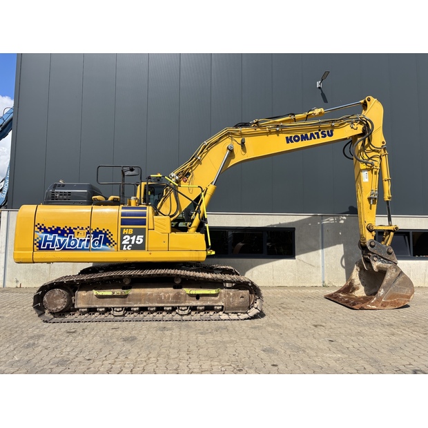 2021 Komatsu HB215LC-3-41985076