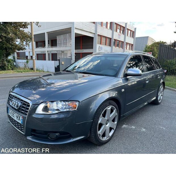 2005 Audi S4-41990308