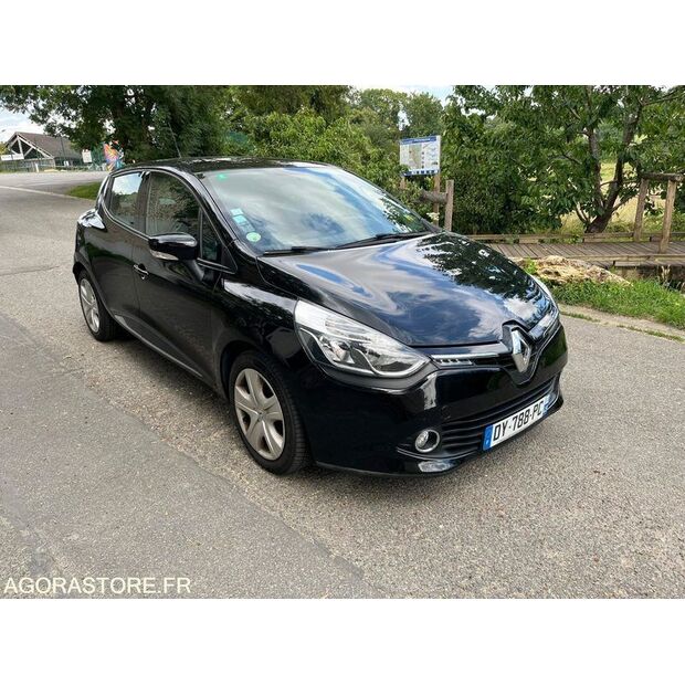 2015 Renault Clio-41991017