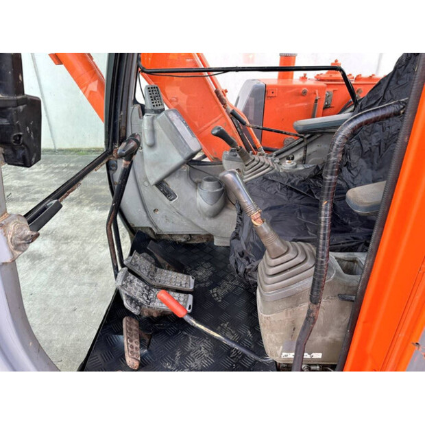 Hitachi ZX70LC-41991820