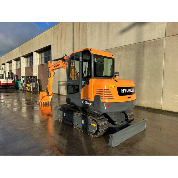2017 Hyundai R60VS-41991854