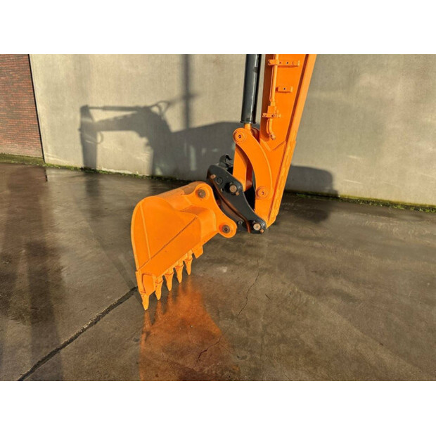 2017 Hyundai R60VS-41991856