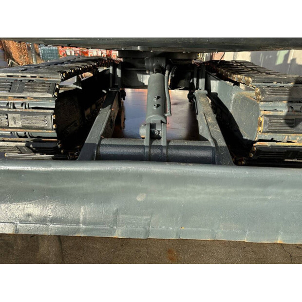 2017 Hyundai R60VS-41991868