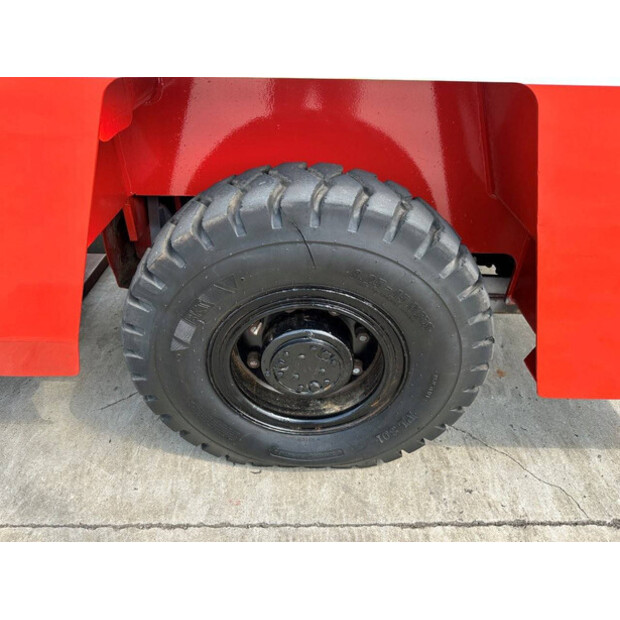 1997 KALMAR DSA040-41992380