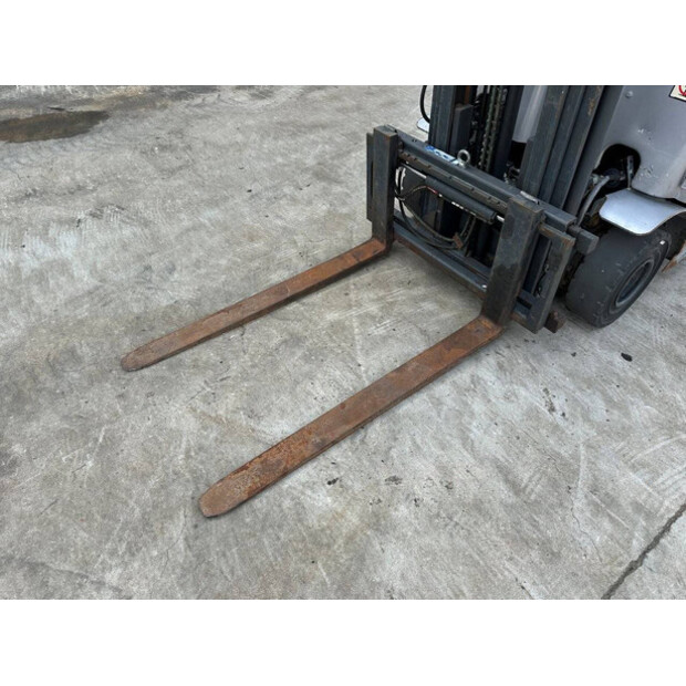 2010 Still RX70-16T-41992464