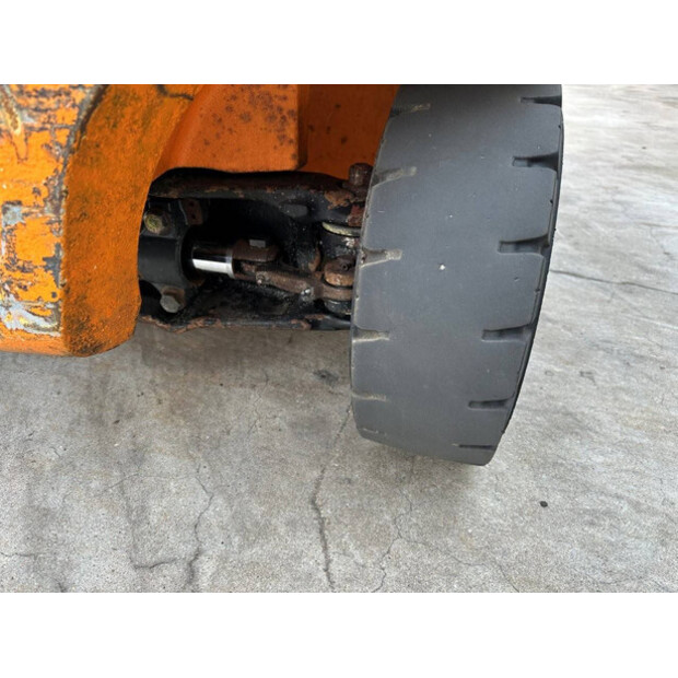2010 Still RX70-16T-41992474