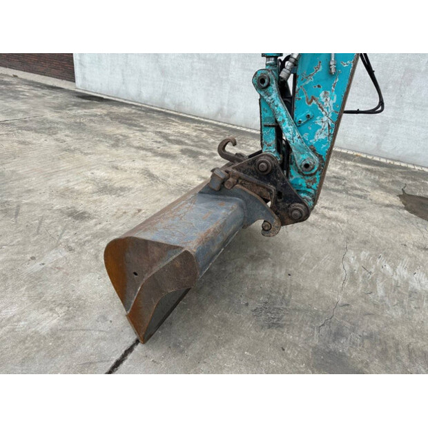 2000 KOBELCO SK70SR-41992505