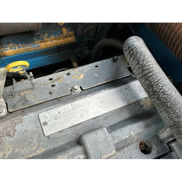 2000 FUCHS MHL331-41992671