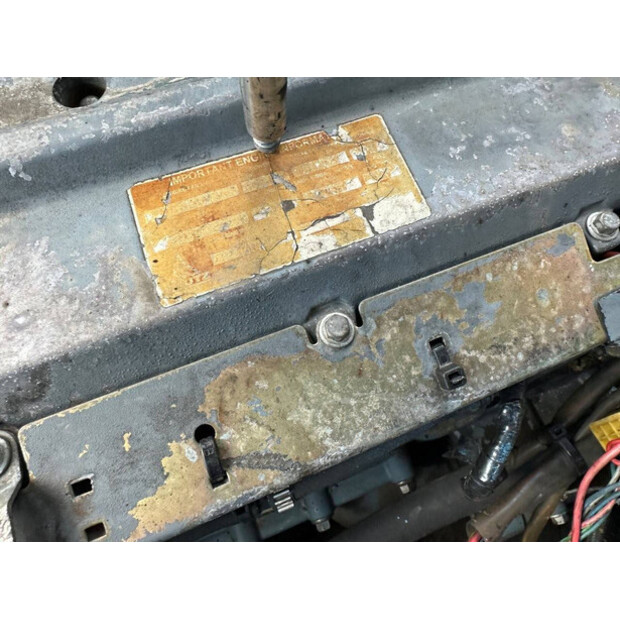2000 FUCHS MHL331-41992672