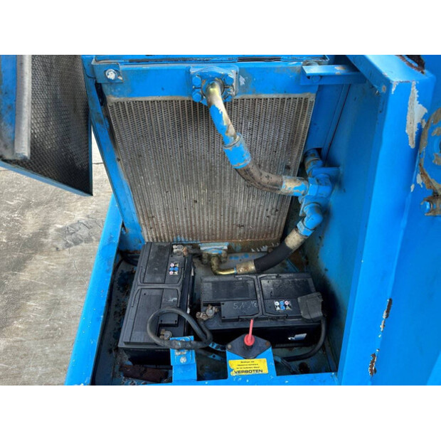 2000 FUCHS MHL331-41992675