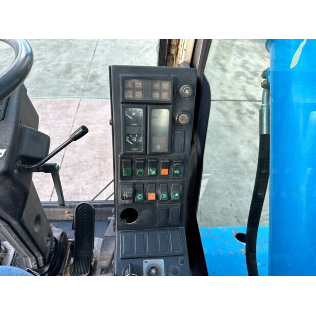 2000 FUCHS MHL331-41992682
