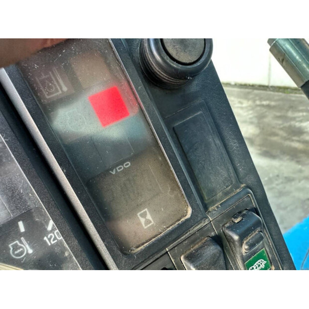 2000 FUCHS MHL331-41992686