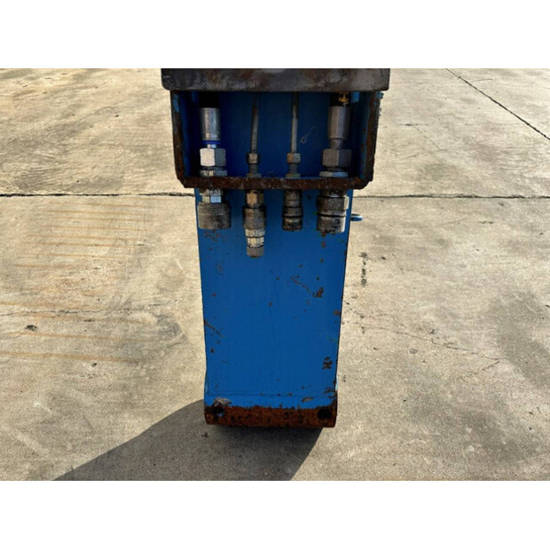 2000 FUCHS MHL331-41992695